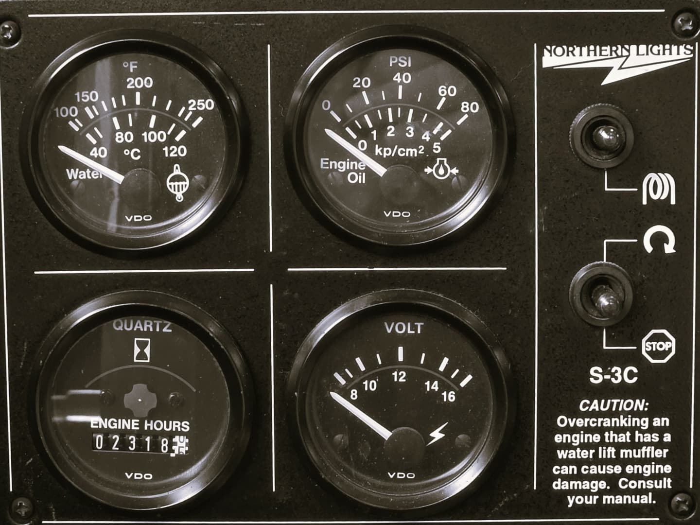 2000 Symbol 50 Pilothouse