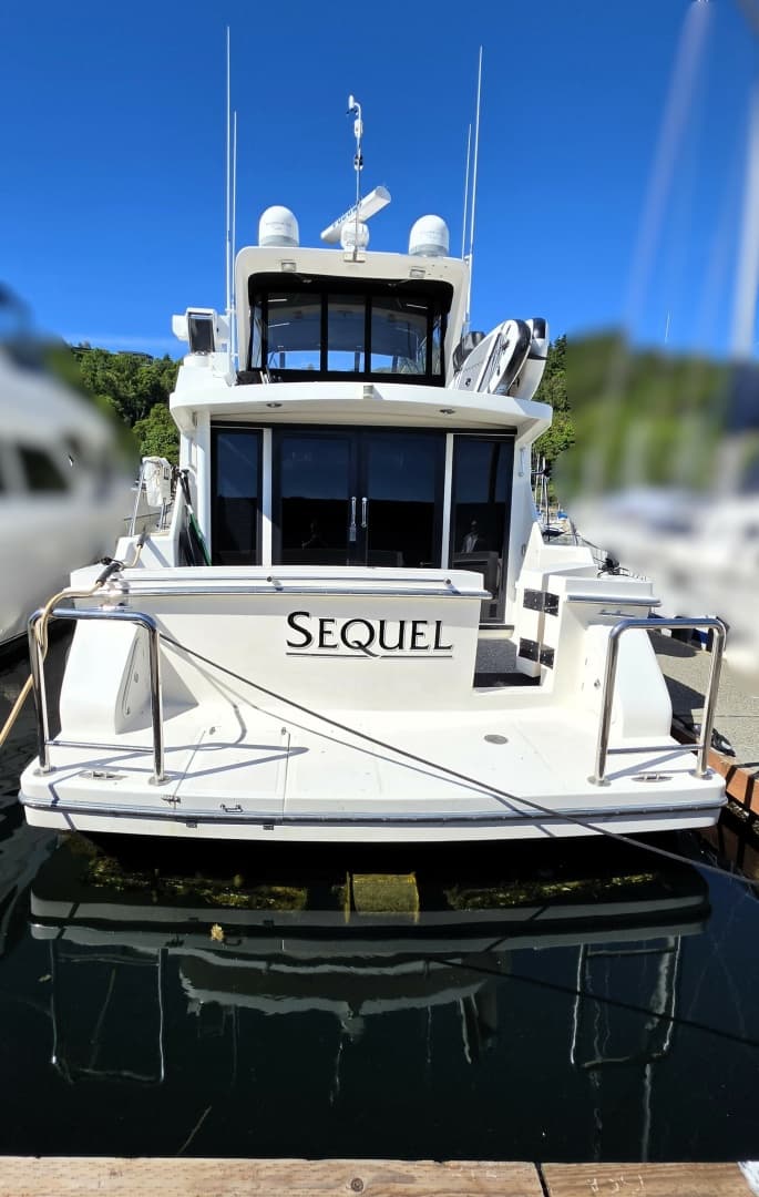2000 Symbol 50 Pilothouse