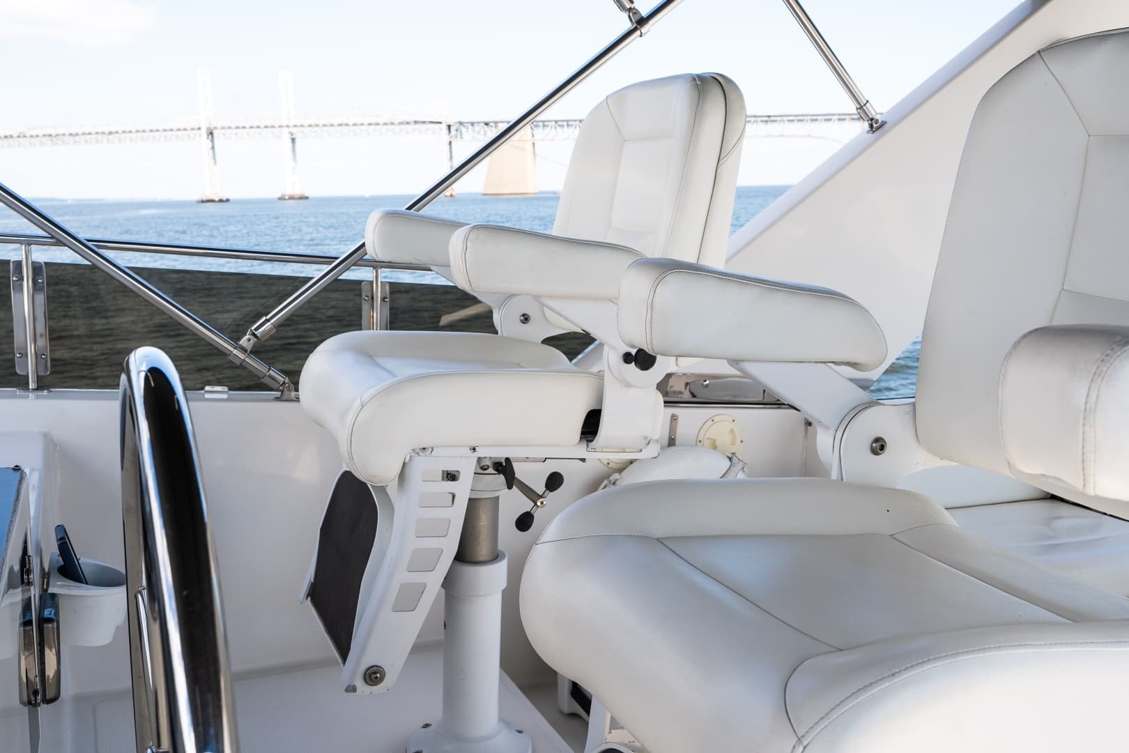2003 Symbol 56 Raised Pilothouse