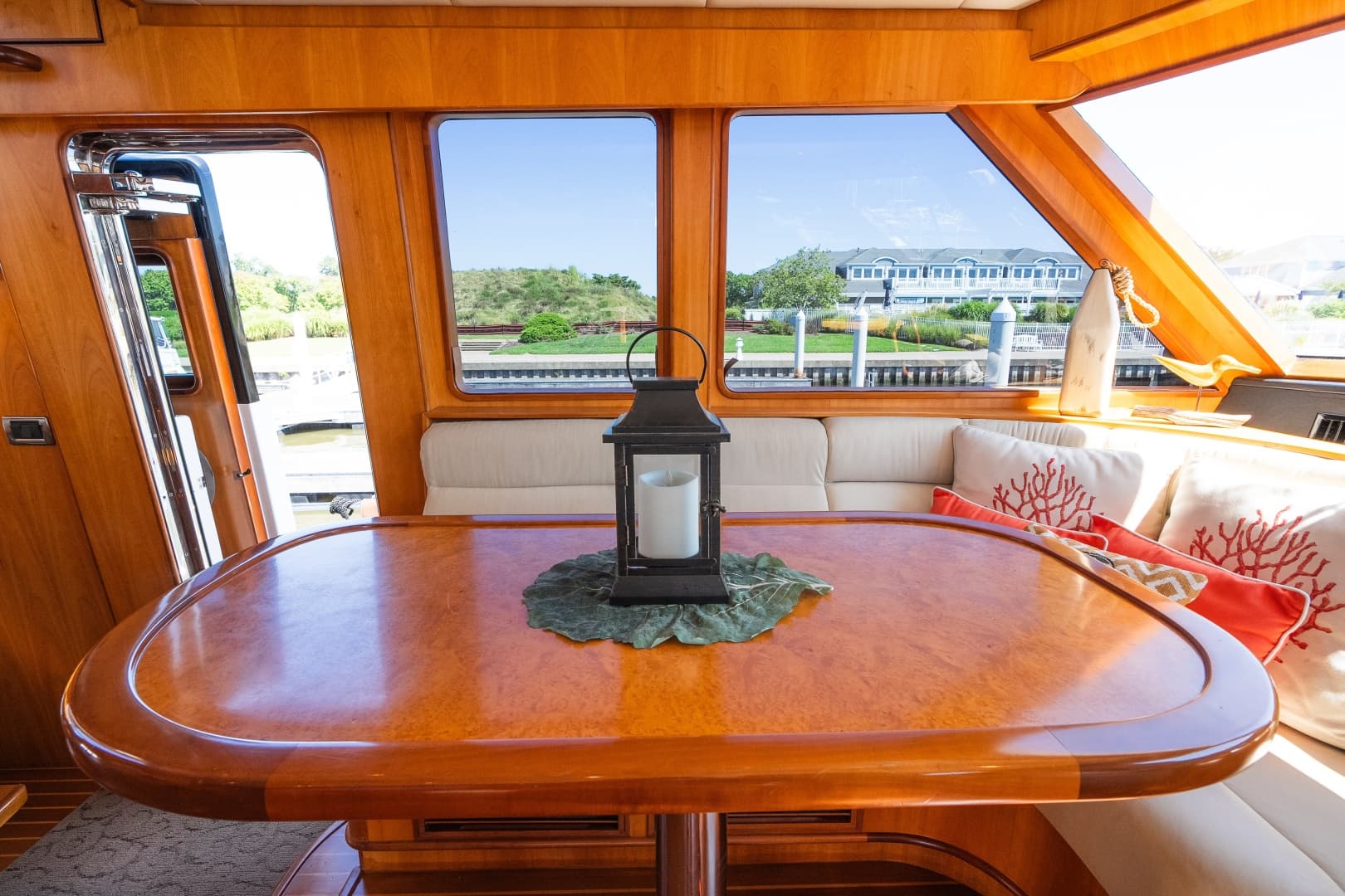 2003 Symbol 56 Raised Pilothouse