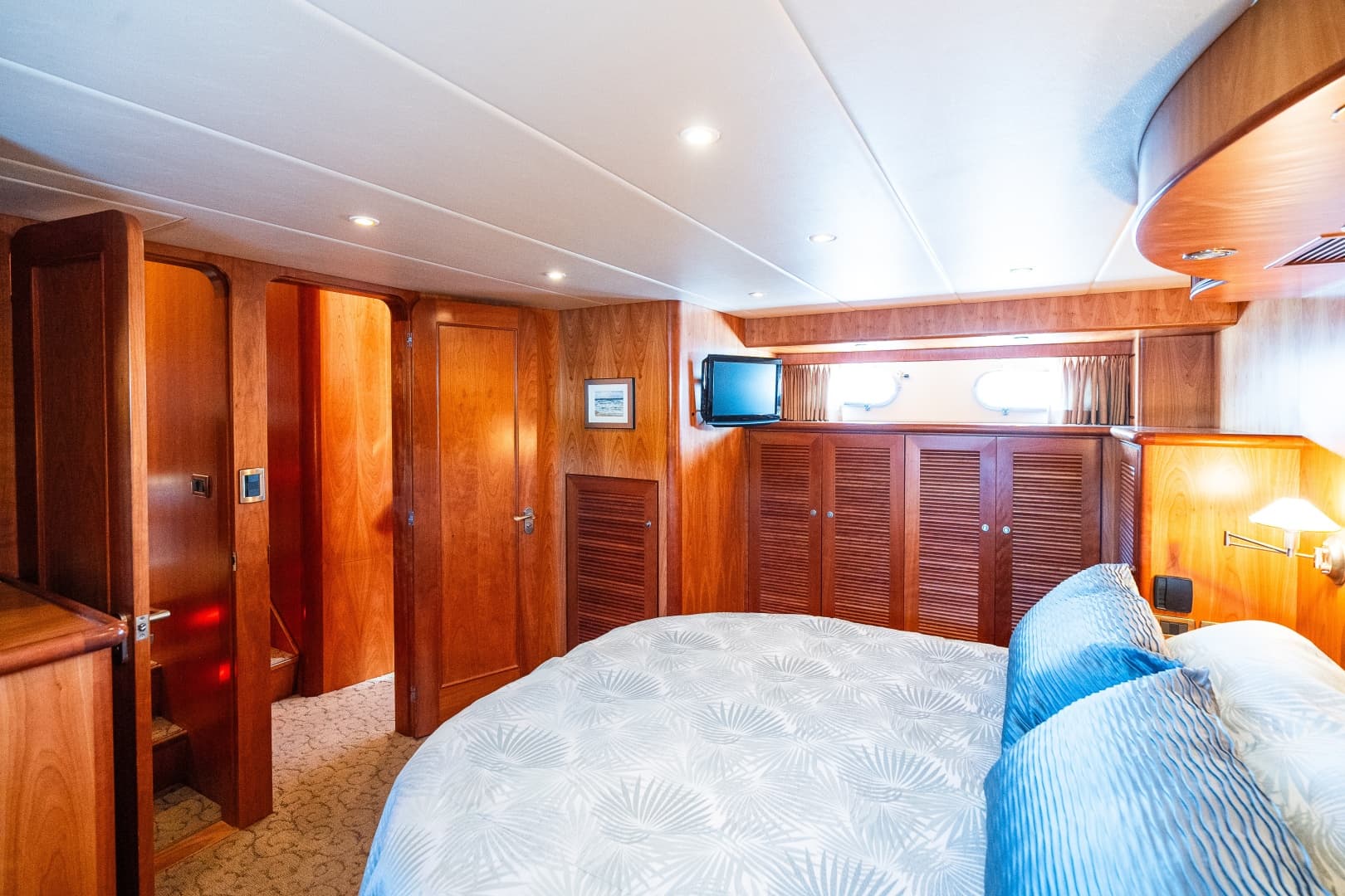 2003 Symbol 56 Raised Pilothouse