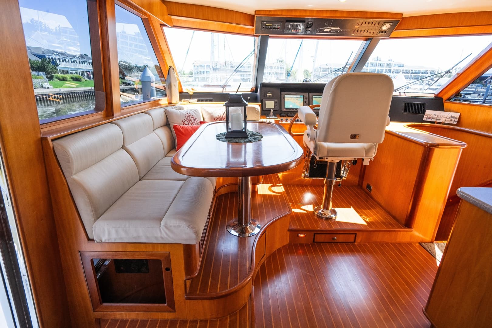 2003 Symbol 56 Raised Pilothouse