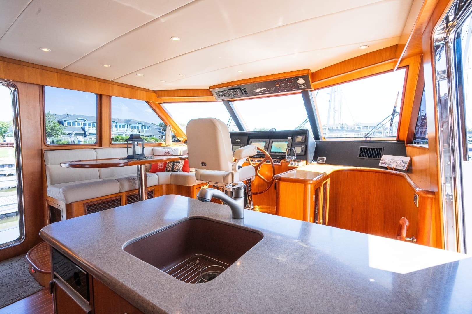 2003 Symbol 56 Raised Pilothouse