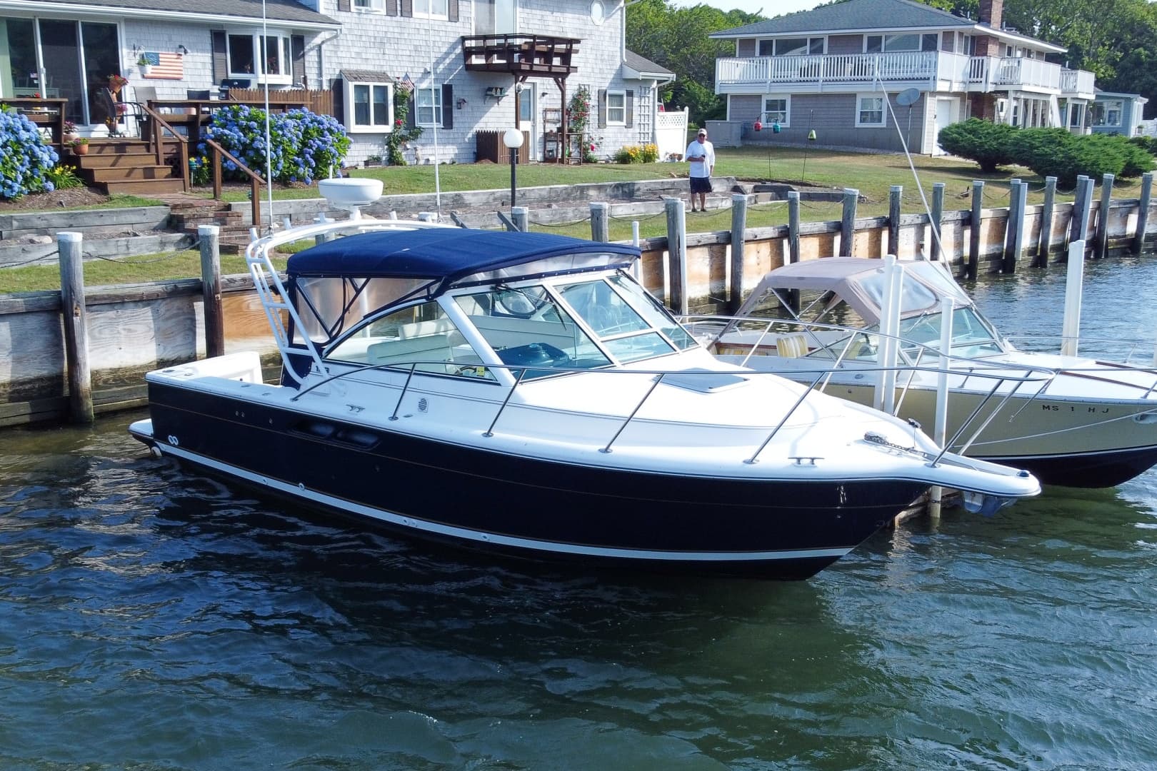 2001 Tiara Yachts 