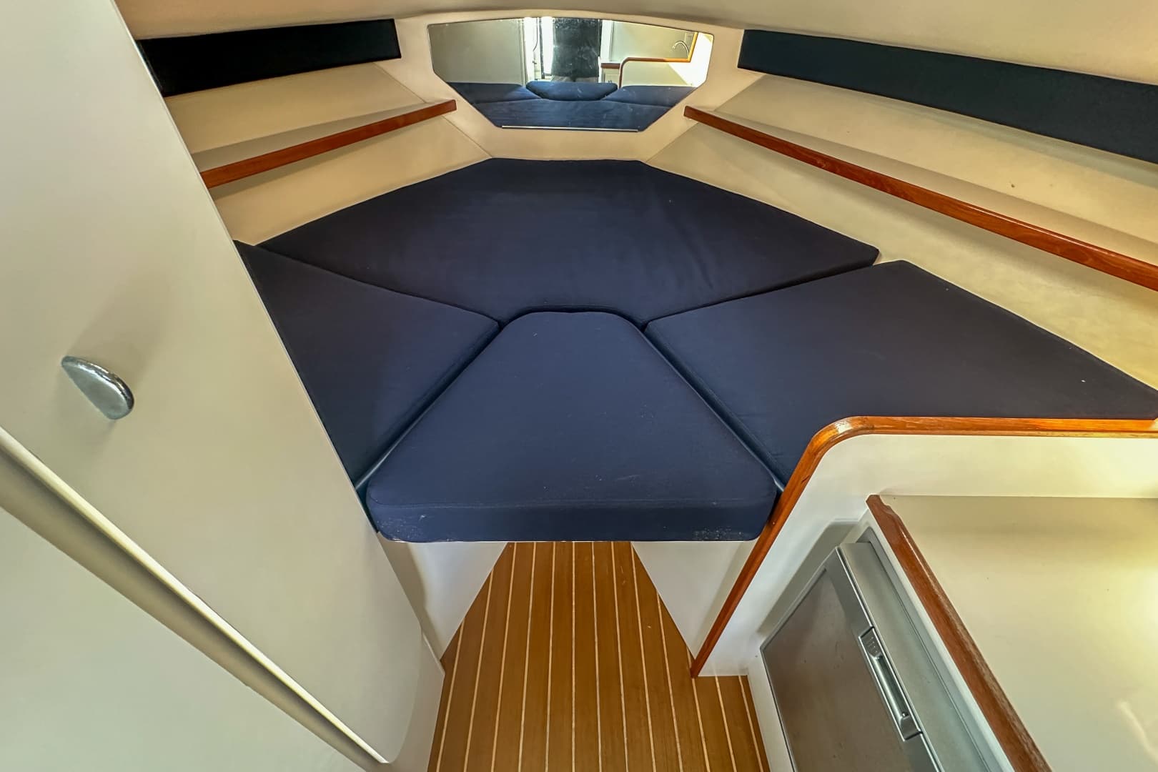 2001 Tiara Yachts 