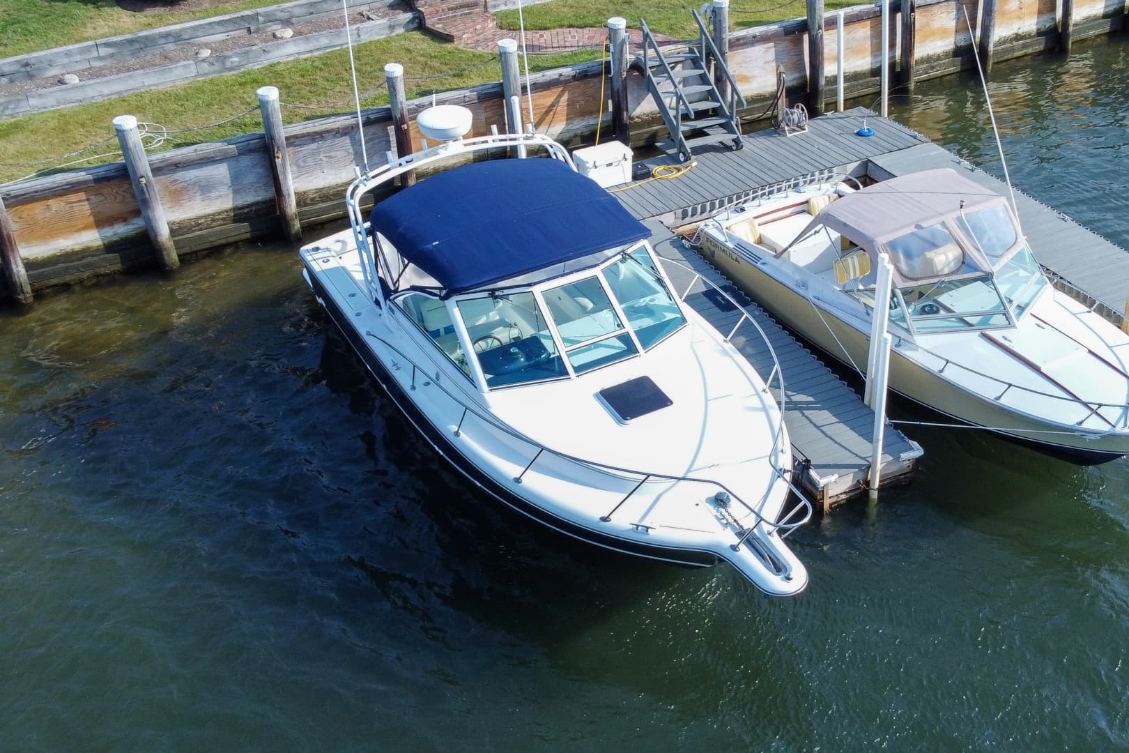 2001 Tiara Yachts 