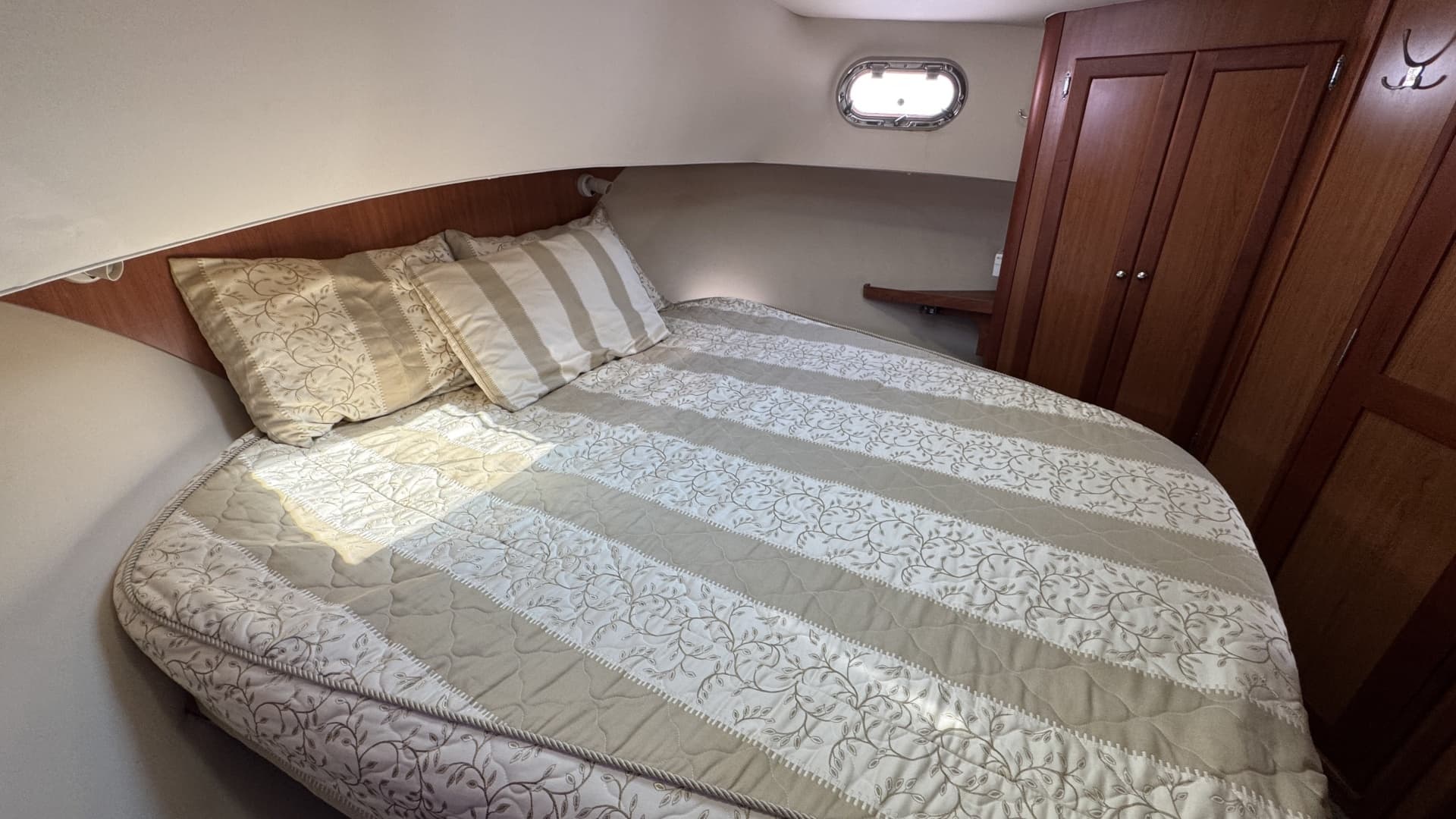 Forward Owner's Suite