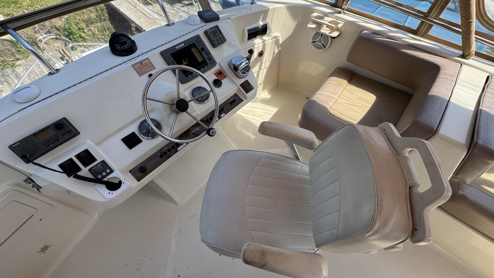 Flybridge Helm