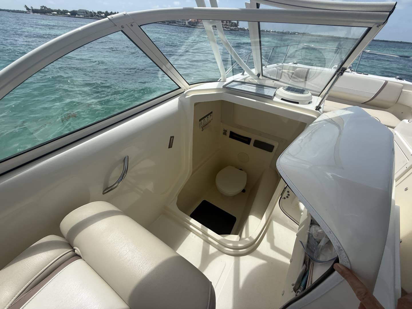 2016 World Cat 255DC