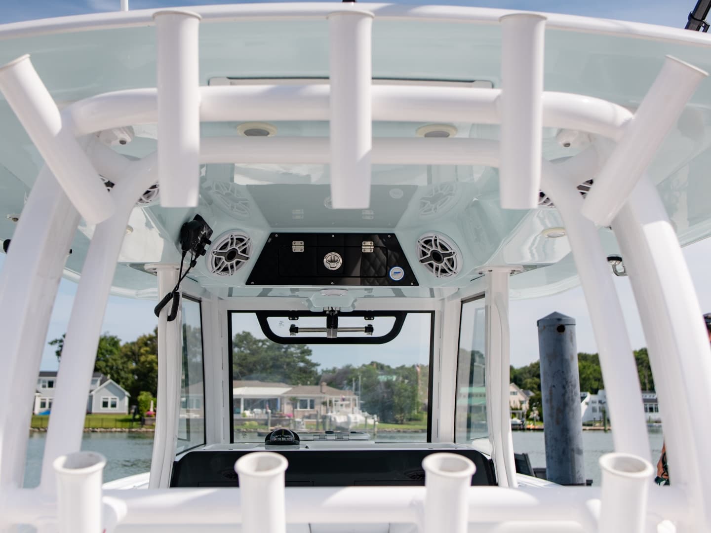 2025 Sportsman 322 Center Console