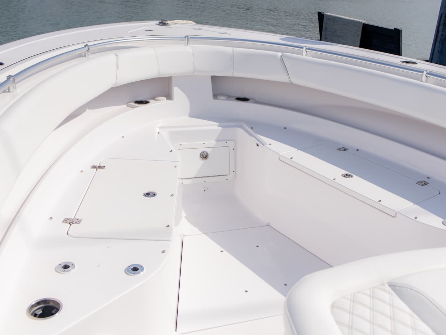 2025 Sportsman 322 Center Console