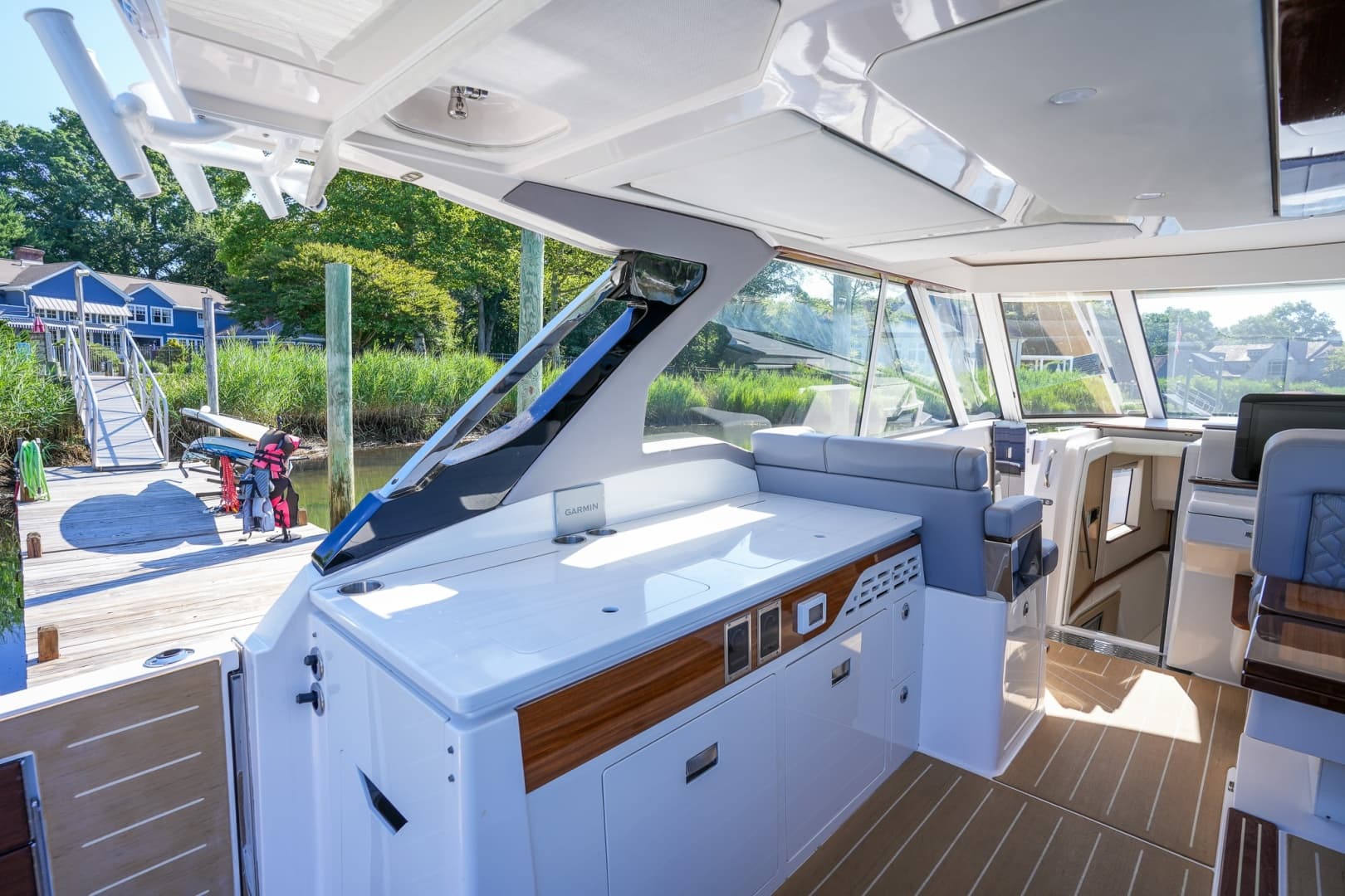 2025 Regal LX43