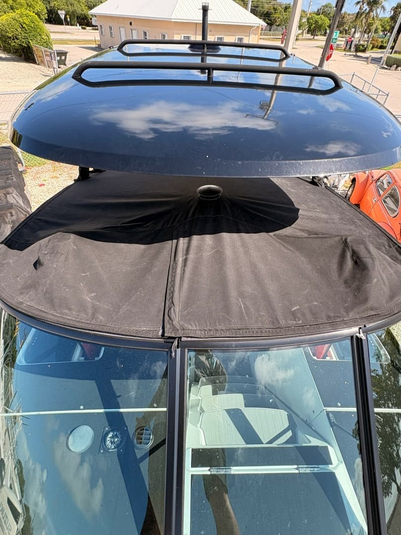 Cockpit cover