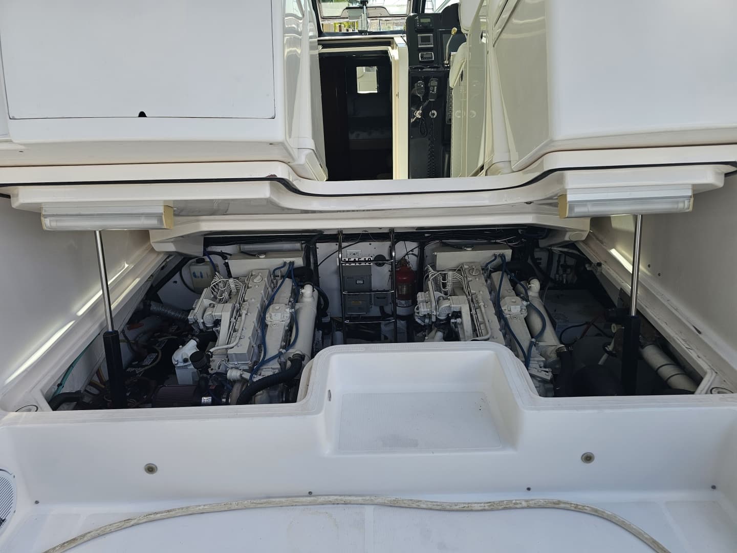 2003 Tiara Yachts 3800 Open