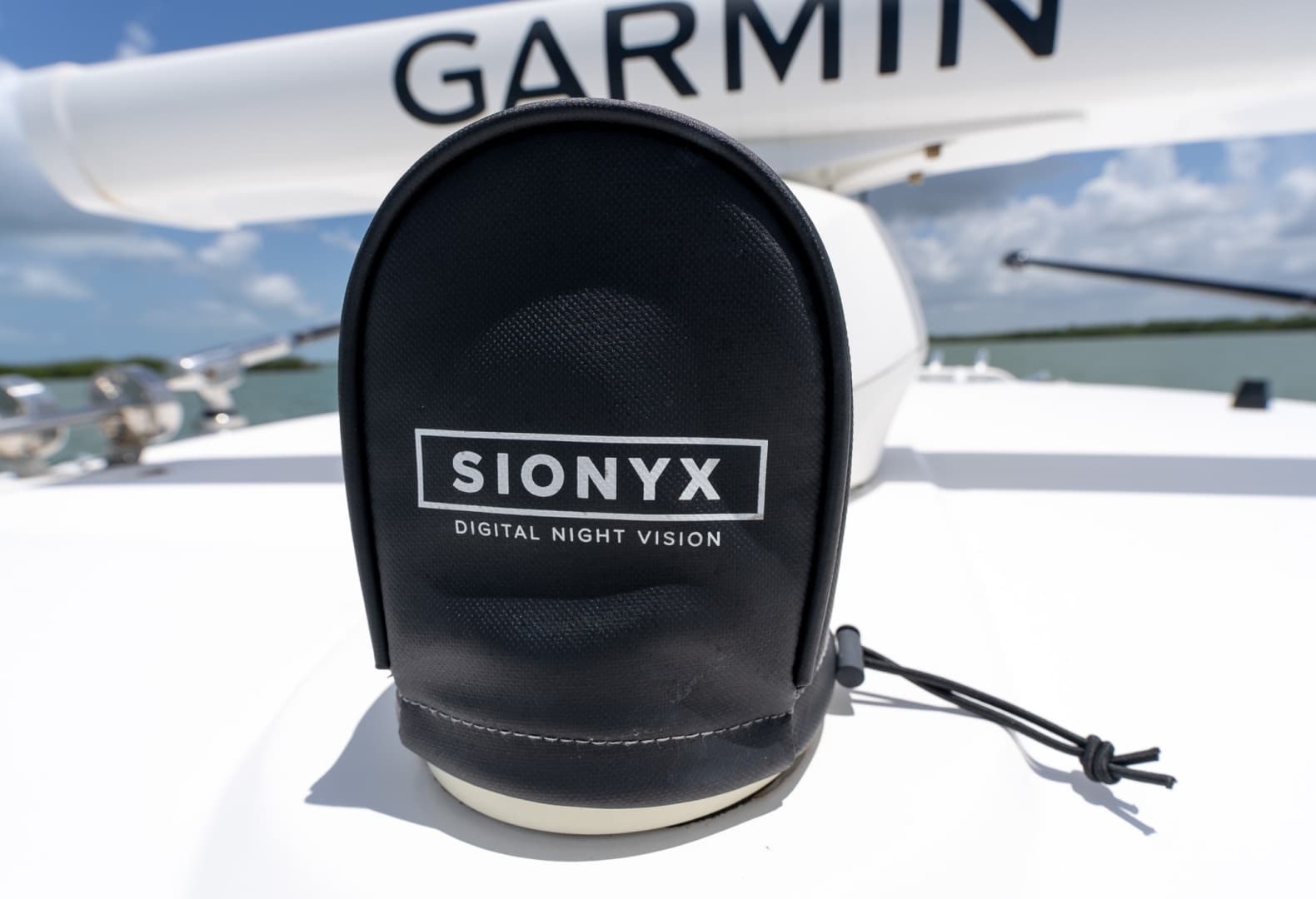 2023 Everglades 395 Center Console