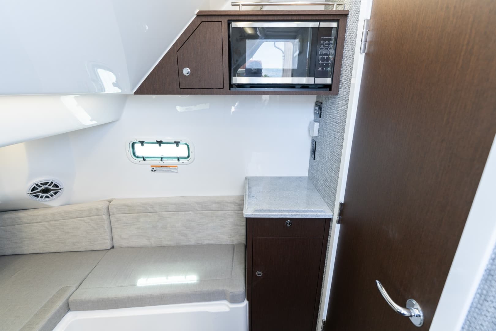 2023 Everglades 395 Center Console