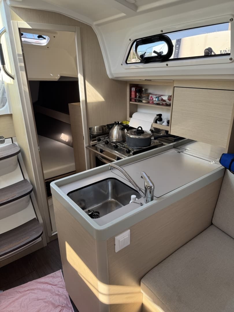 2020 Beneteau 30.1 Oceanis