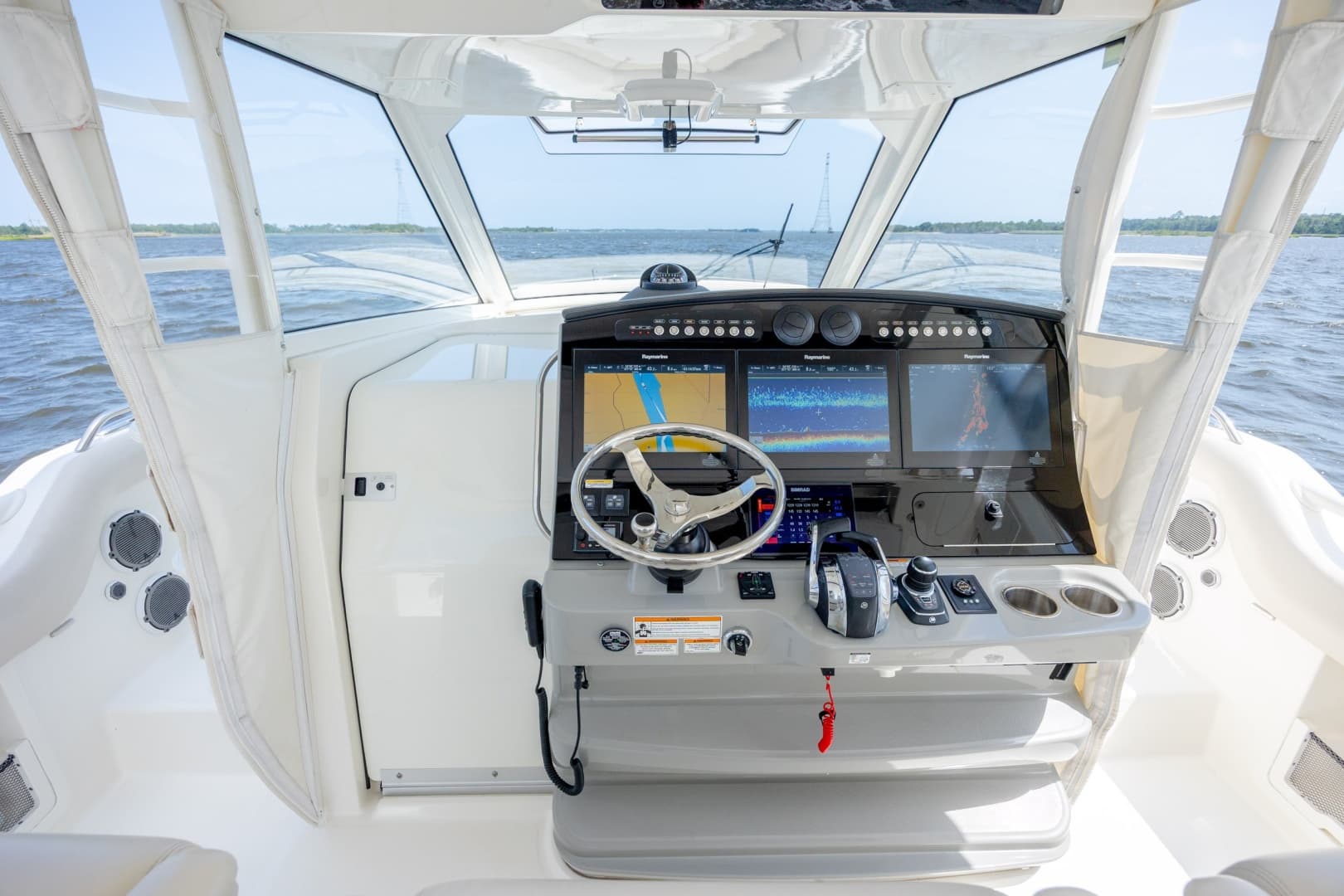 2017 Boston Whaler 420 Outrage