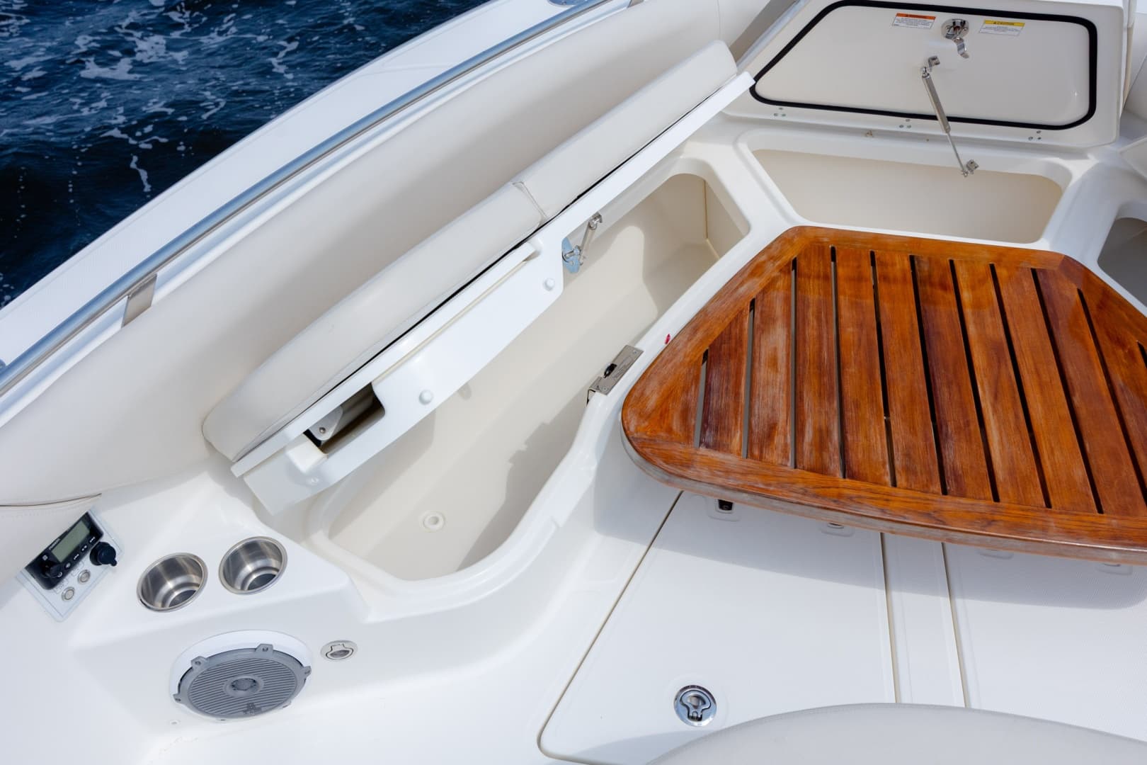2017 Boston Whaler 420 Outrage