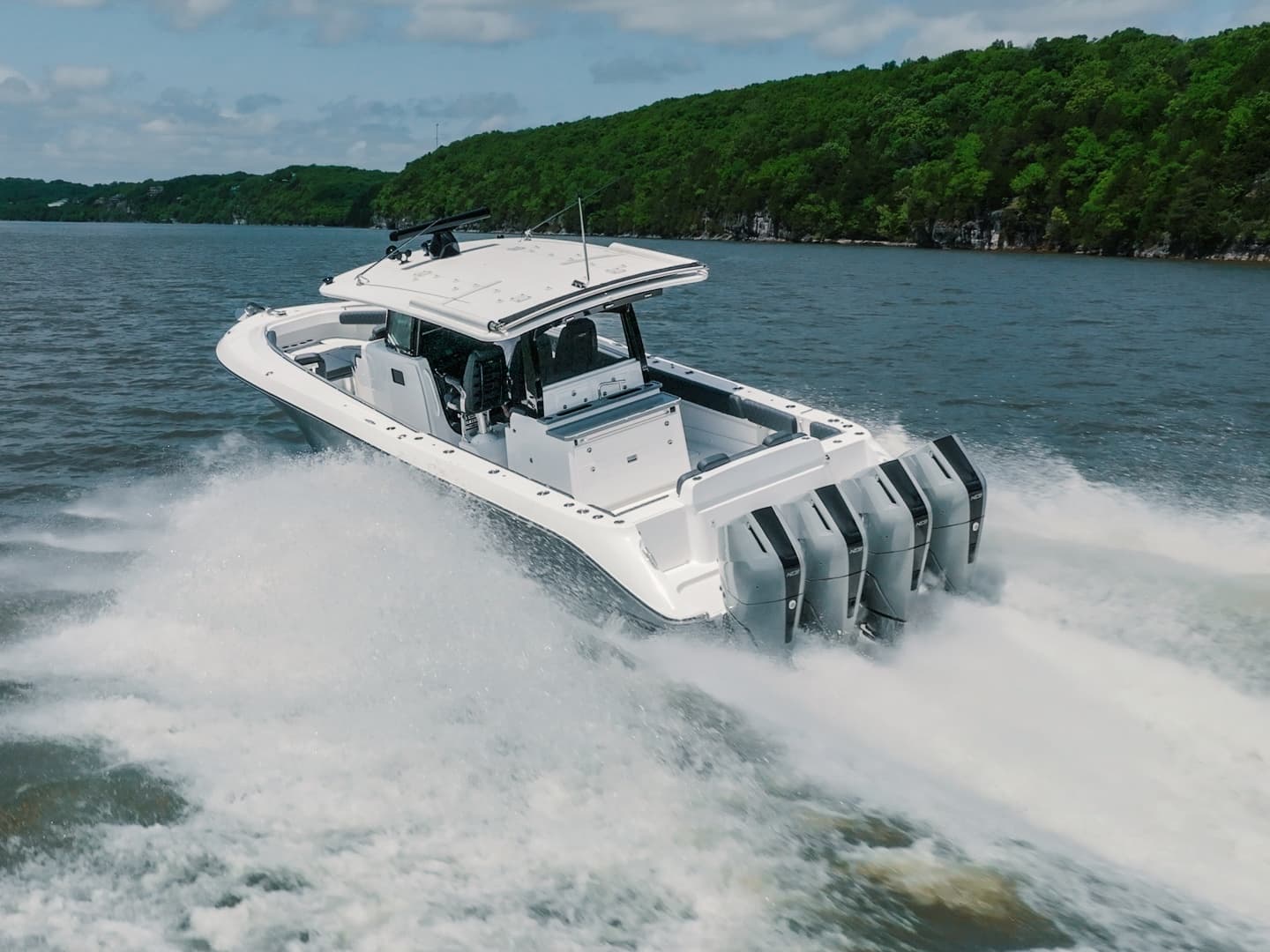 2024 HCB 42 Lujo