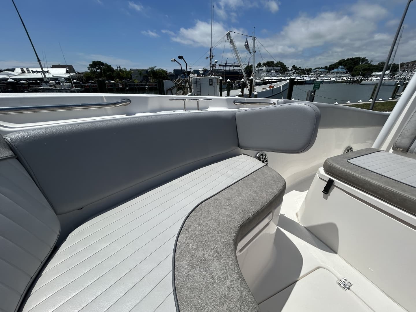 2018 Sea Fox 266 Commander