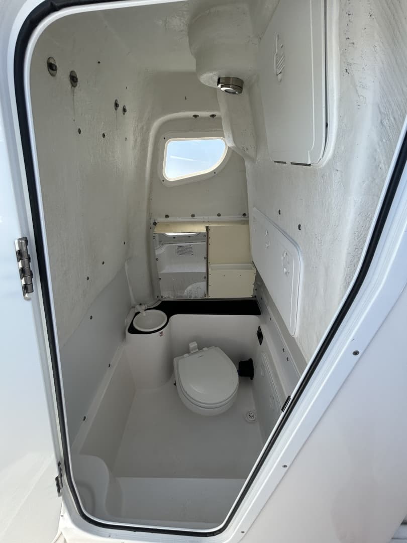 2018 Sea Fox 266 Commander