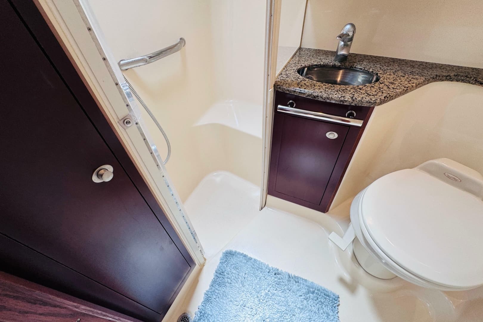 2006 Sea Ray 44 Sedan Bridge