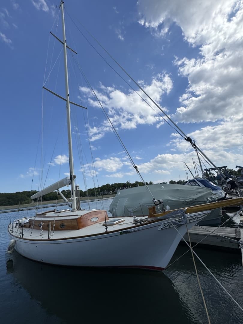 1979 Nielsen 44 Cutter Rigged