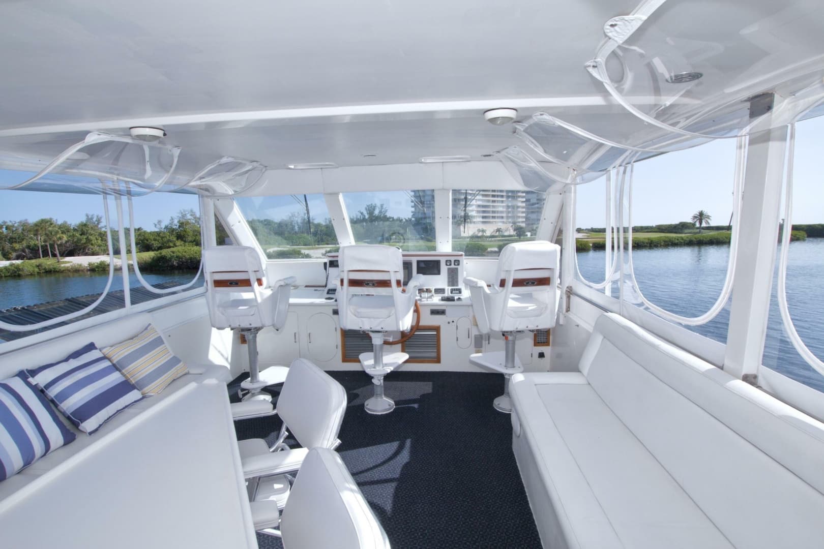 2000 Novatec 60 Islander