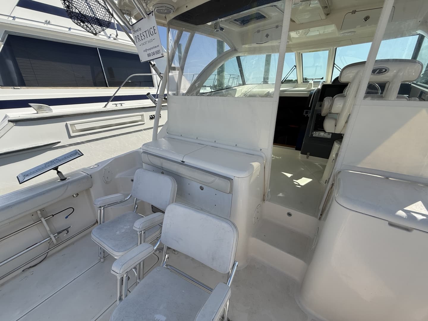 2014 Pursuit 345 Offshore