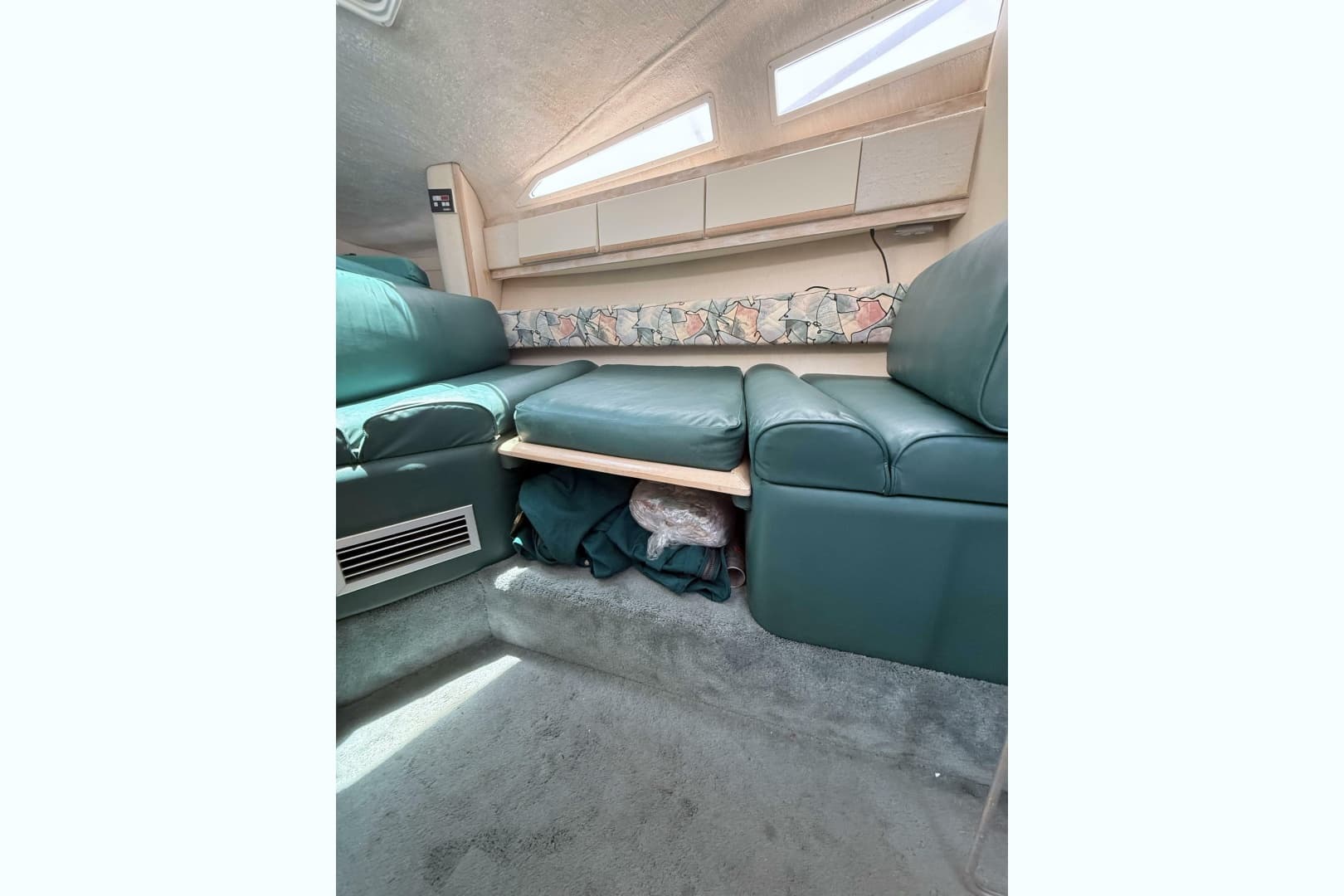 1995 Wellcraft 2700 Martinique