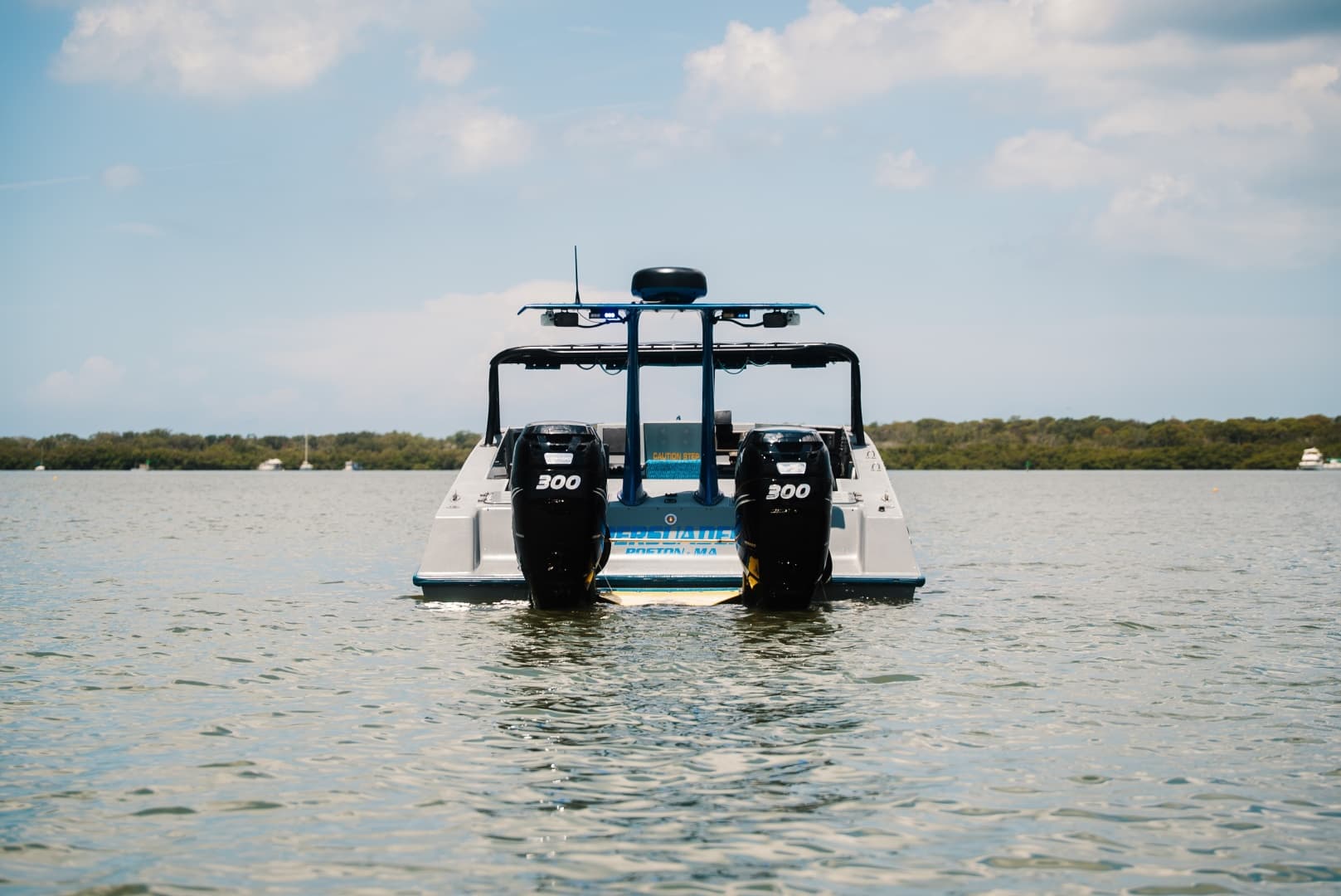 2002 Interceptor Nightcat 27