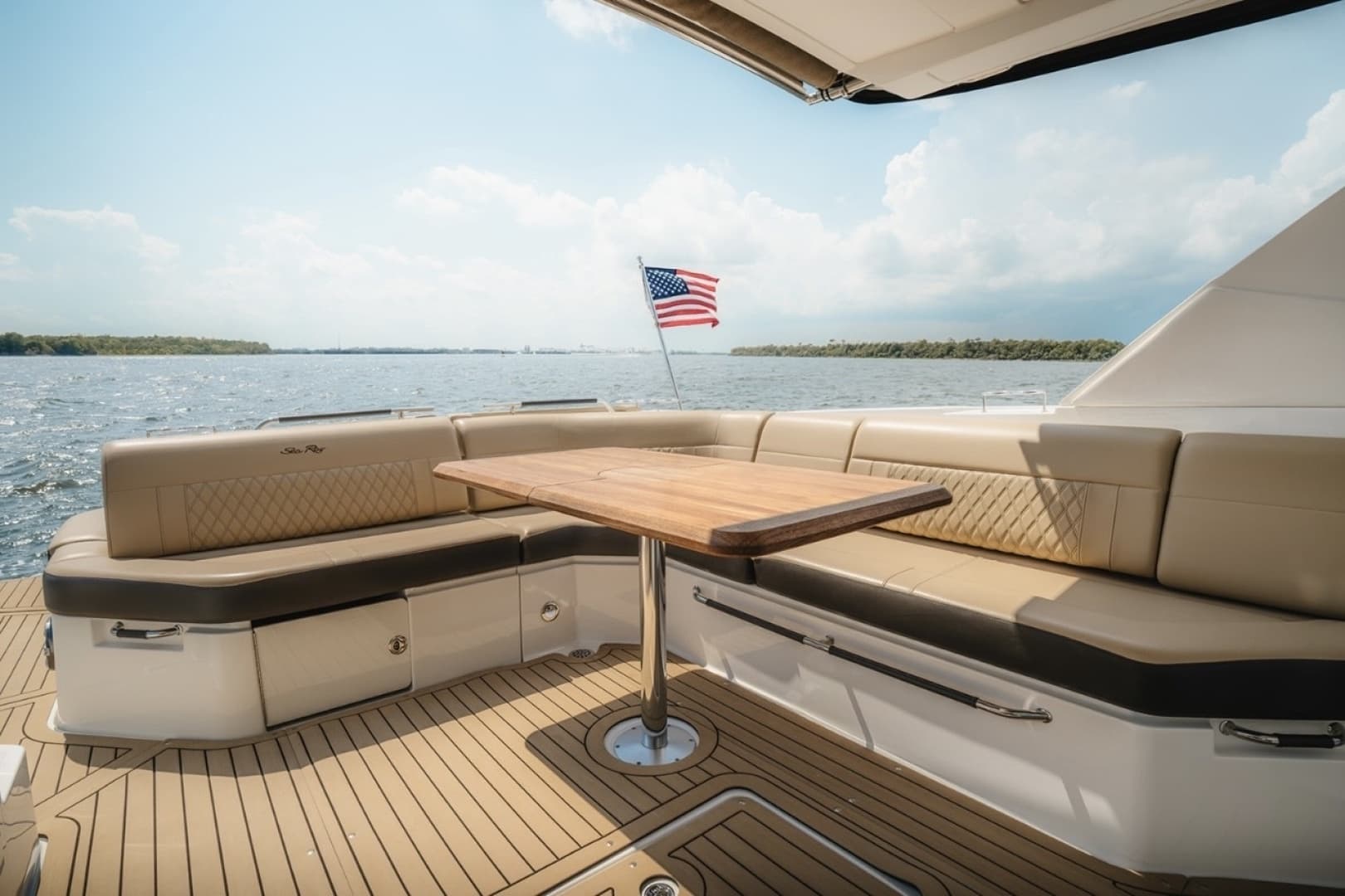 2021 Sea Ray SLX 400 Outboard