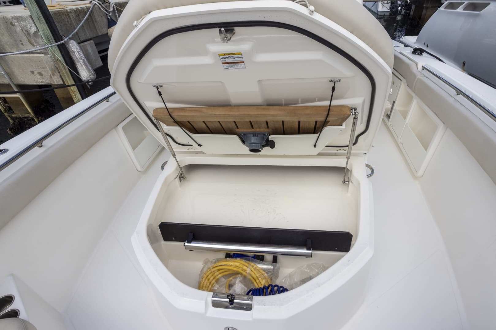 2023 Boston Whaler 360 Outrage