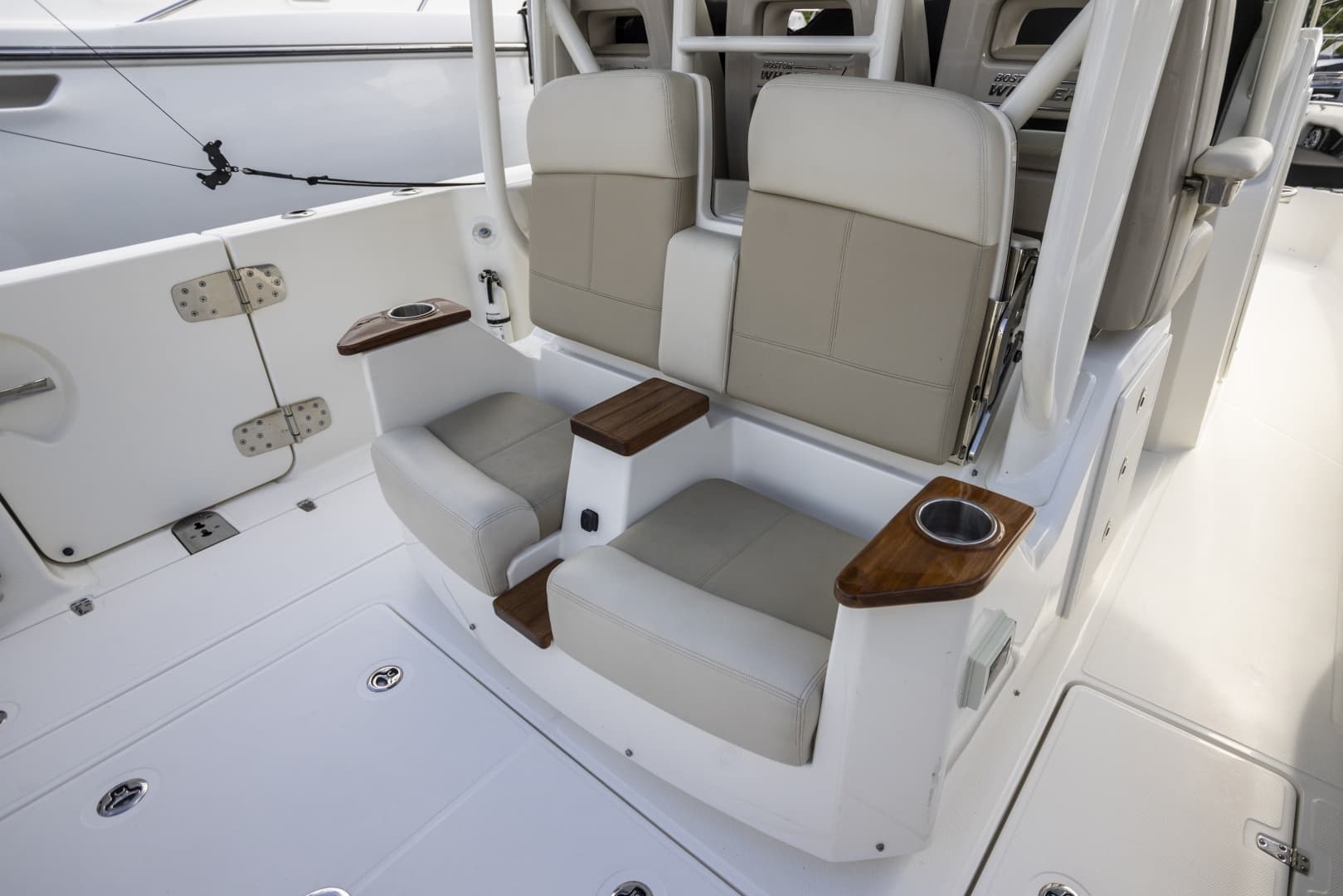 2023 Boston Whaler 360 Outrage