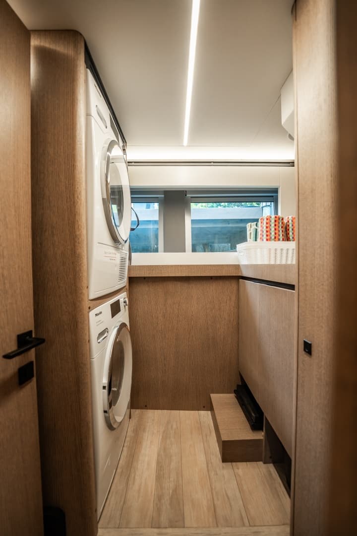 2024 Astondoa 66 Flybridge