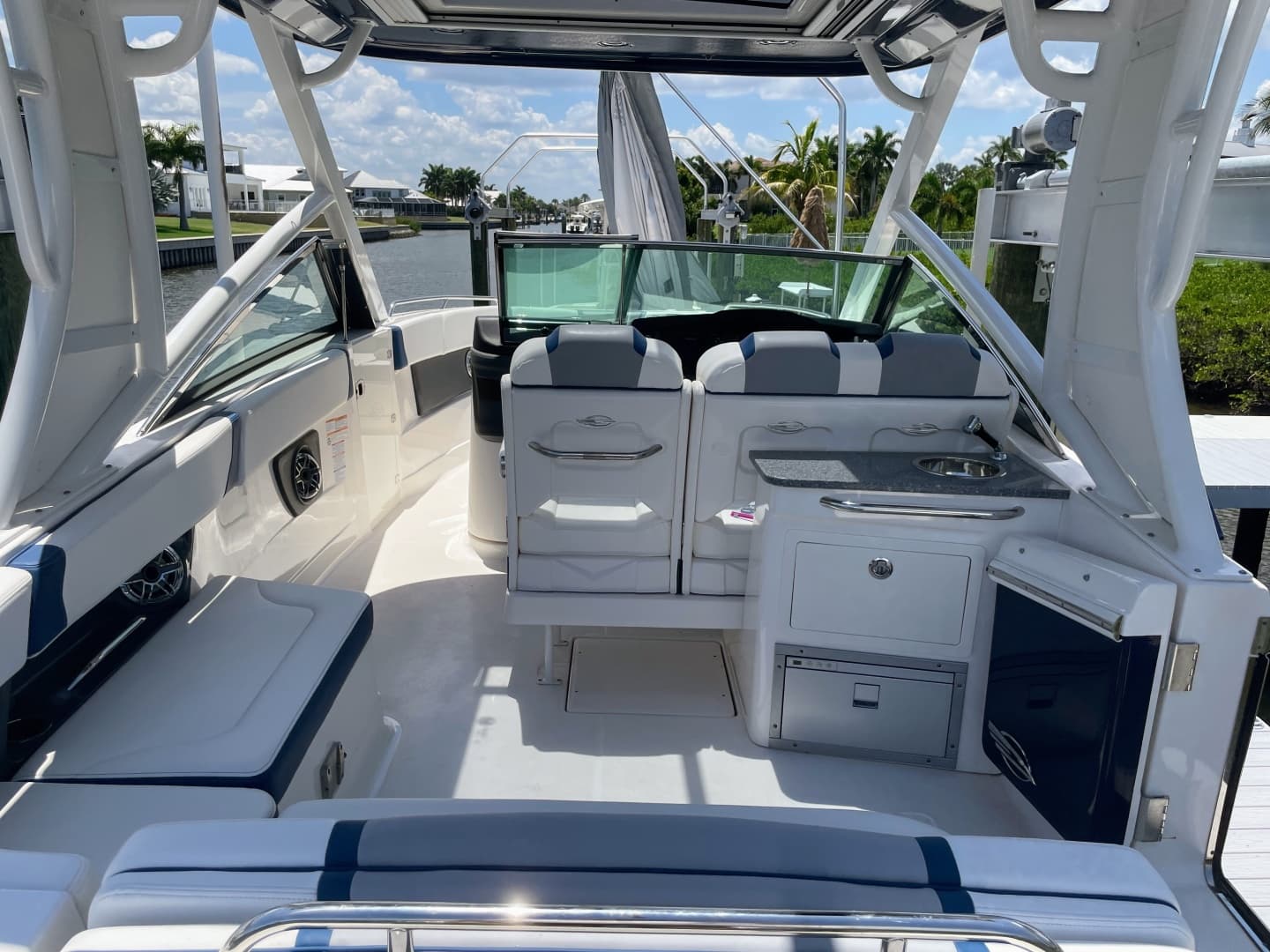 2023 Chaparral 280 OSX
