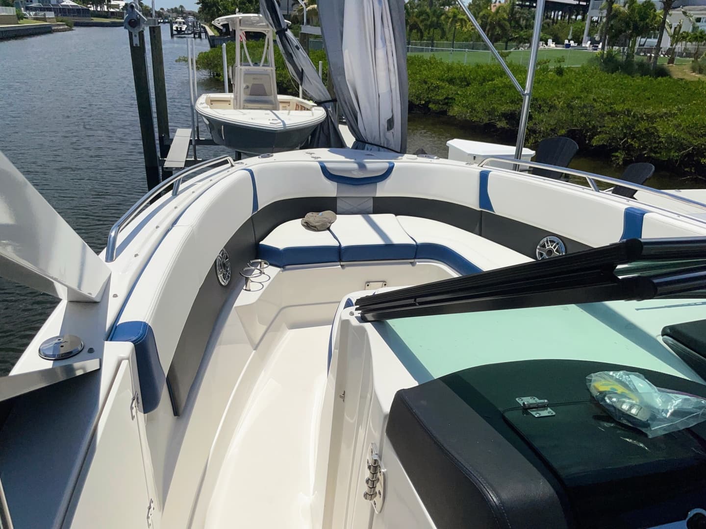 2023 Chaparral 280 OSX