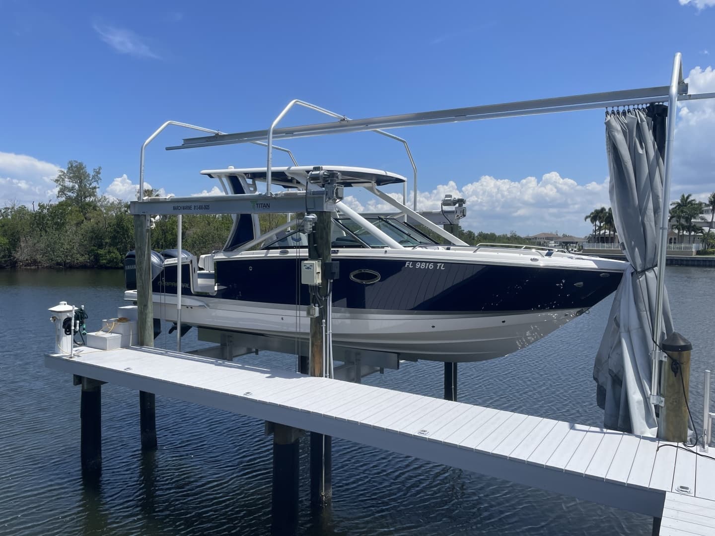 2023 Chaparral 280 OSX