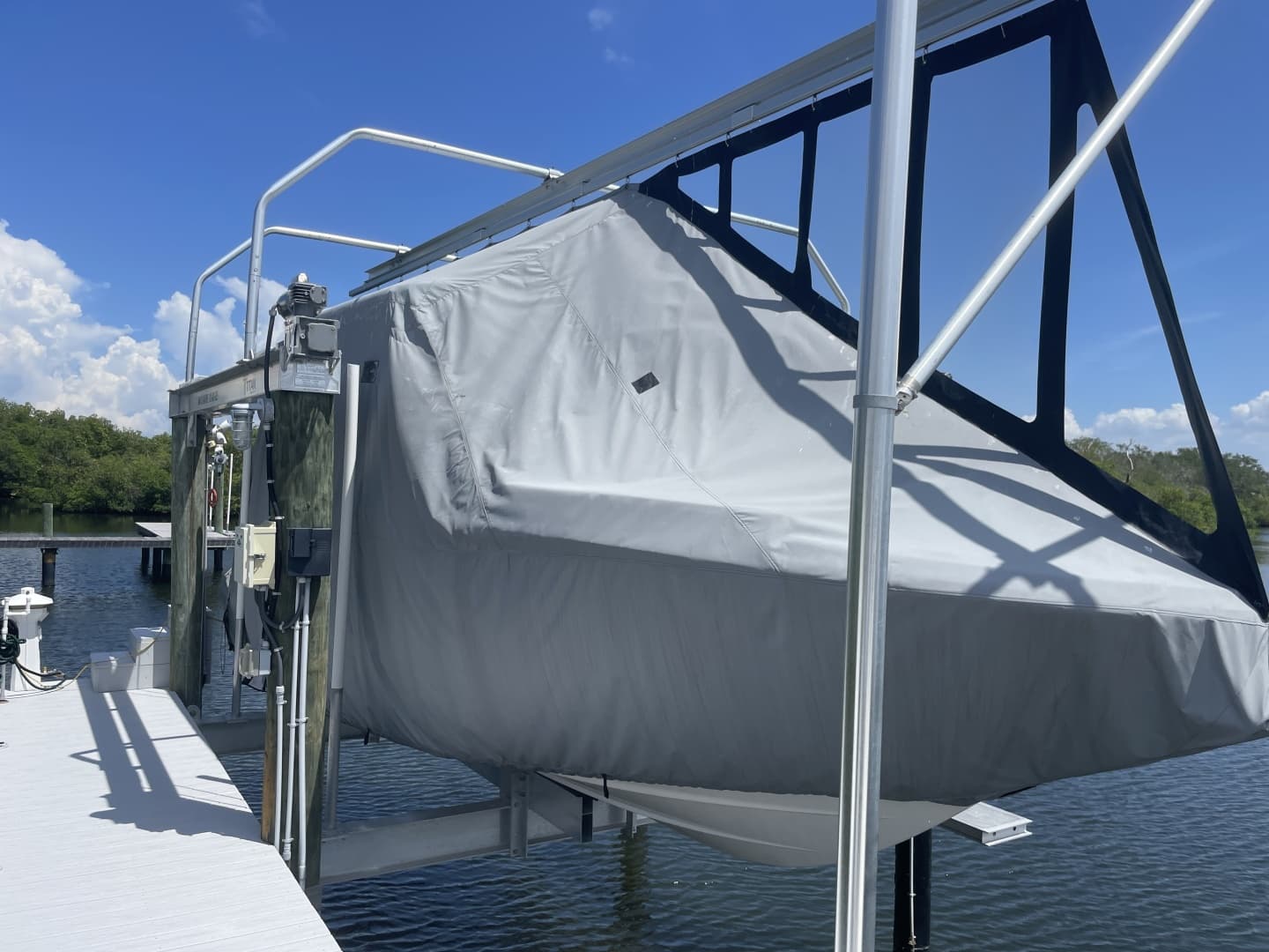 2023 Chaparral 280 OSX