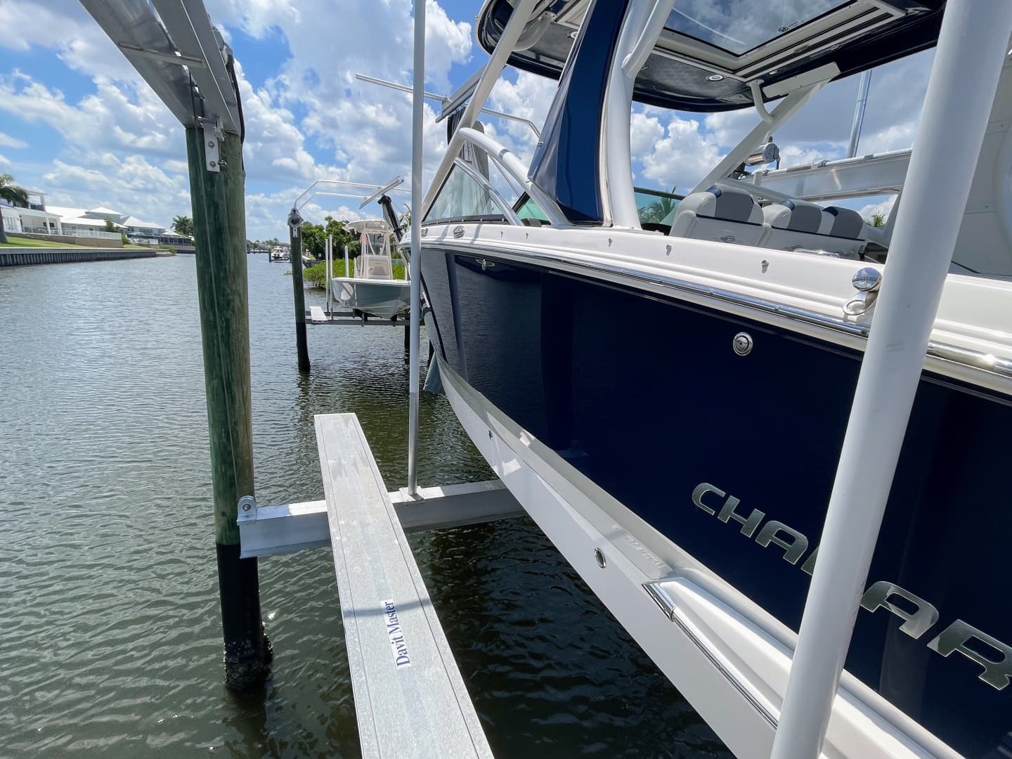 2023 Chaparral 280 OSX