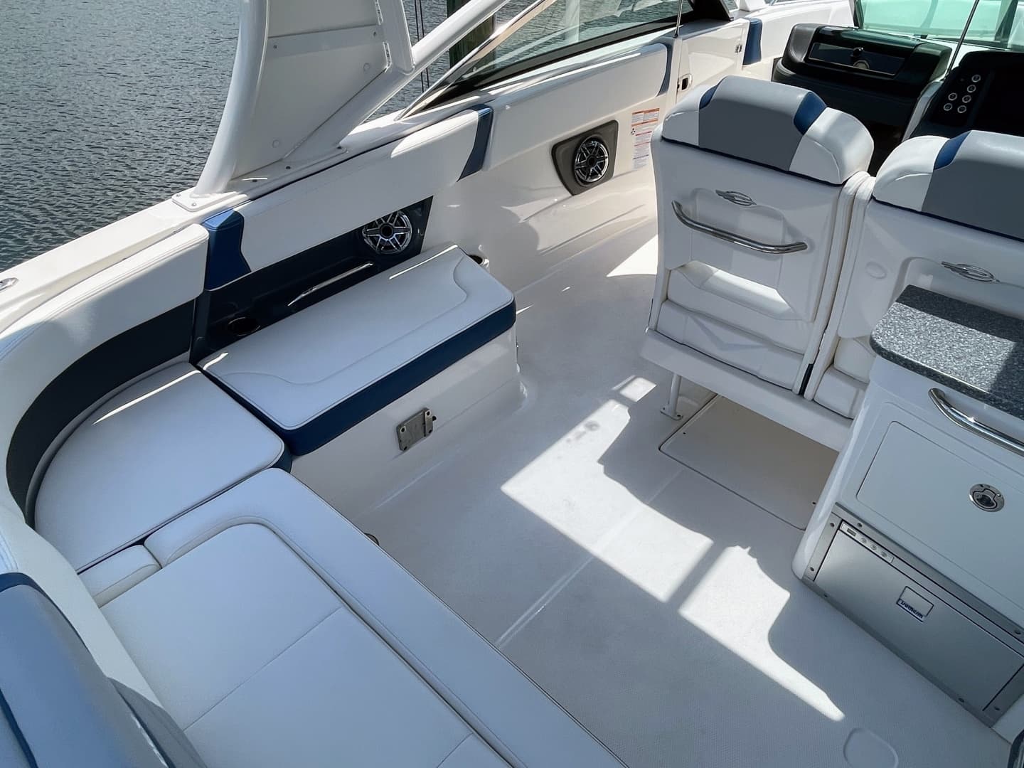 2023 Chaparral 280 OSX