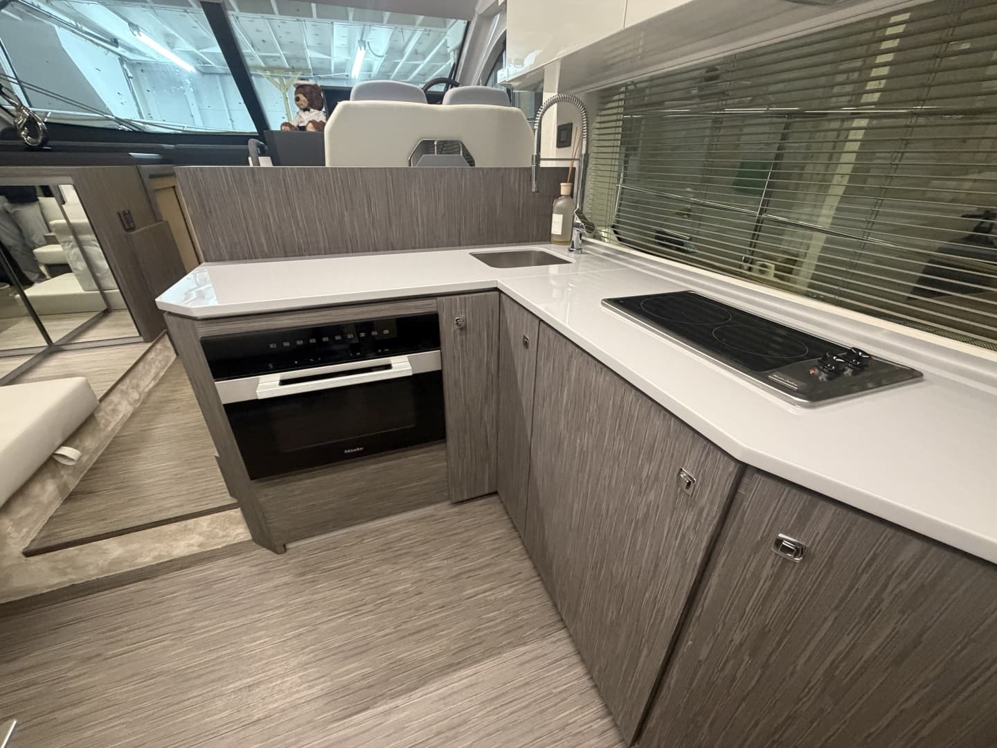 2025 Sessa F47