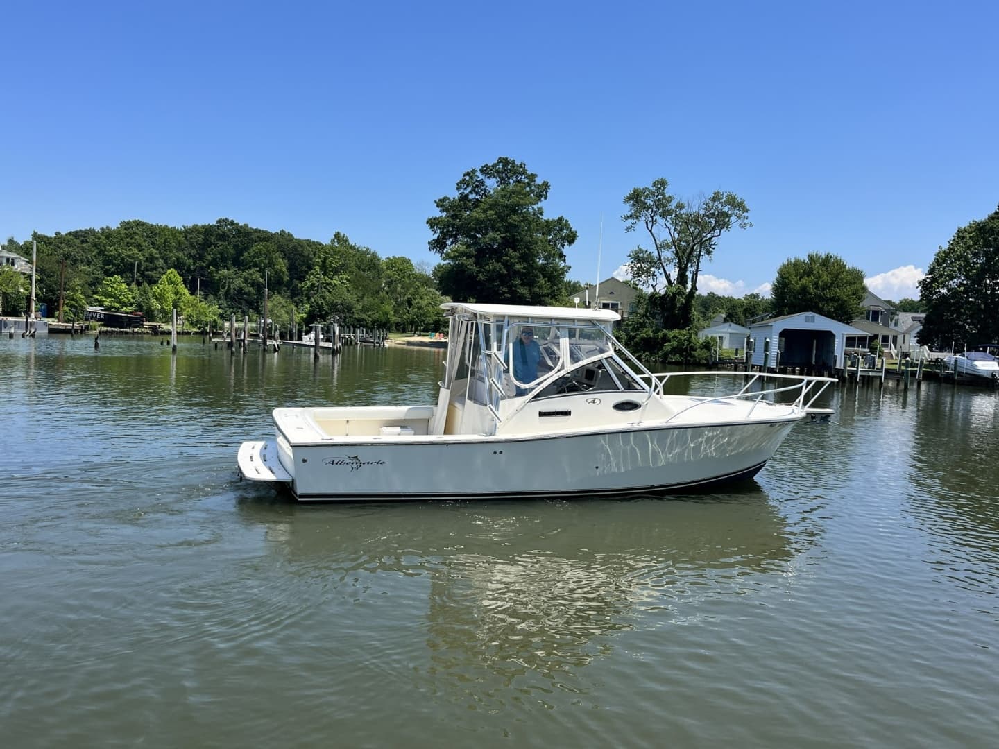 2003 Albemarle 280 Express Fisherman