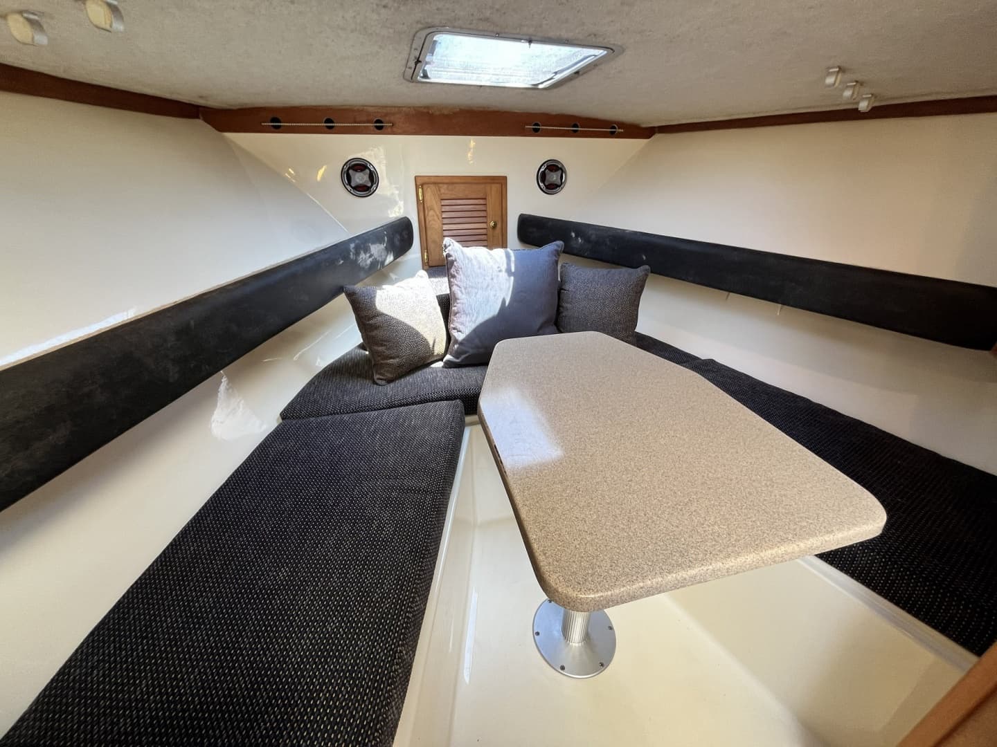 2003 Albemarle 280 Express Fisherman