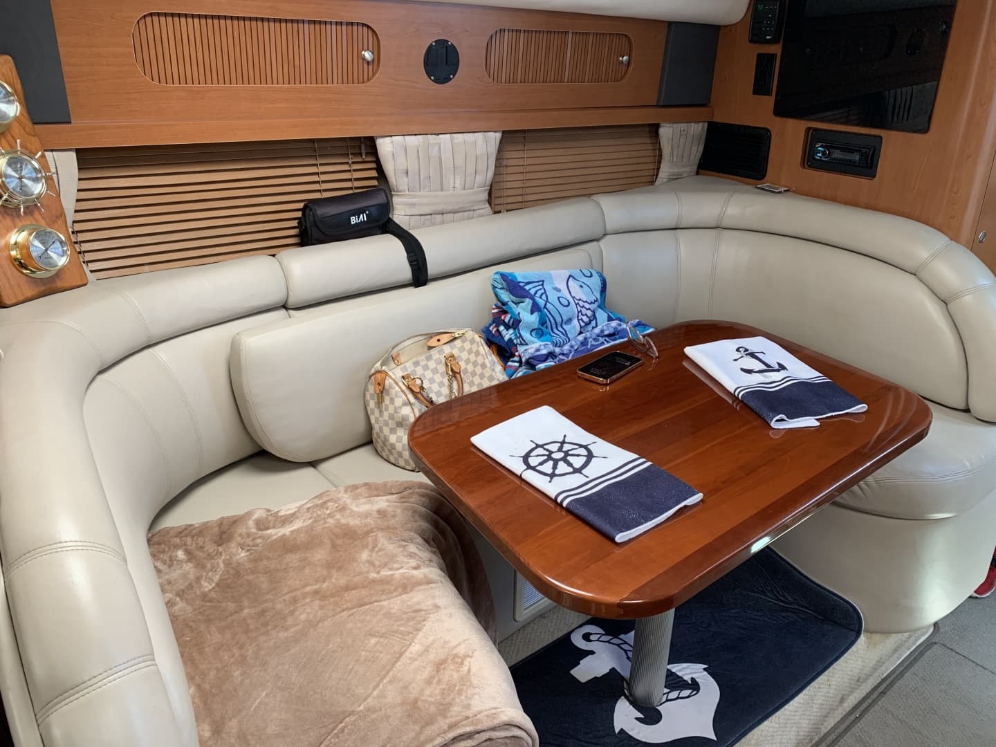 2003 Four Winns 328 Vista