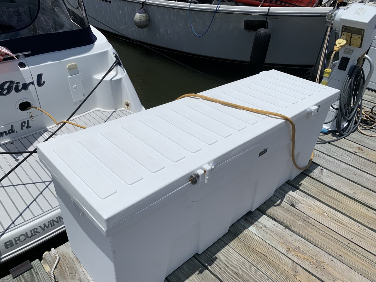 2003 Four Winns 328 Vista