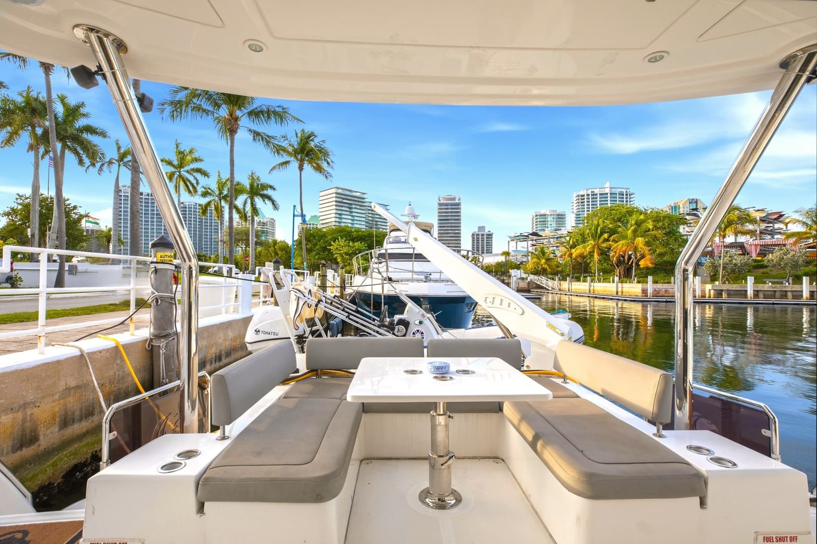 2021 Aquila 44 PowerCat