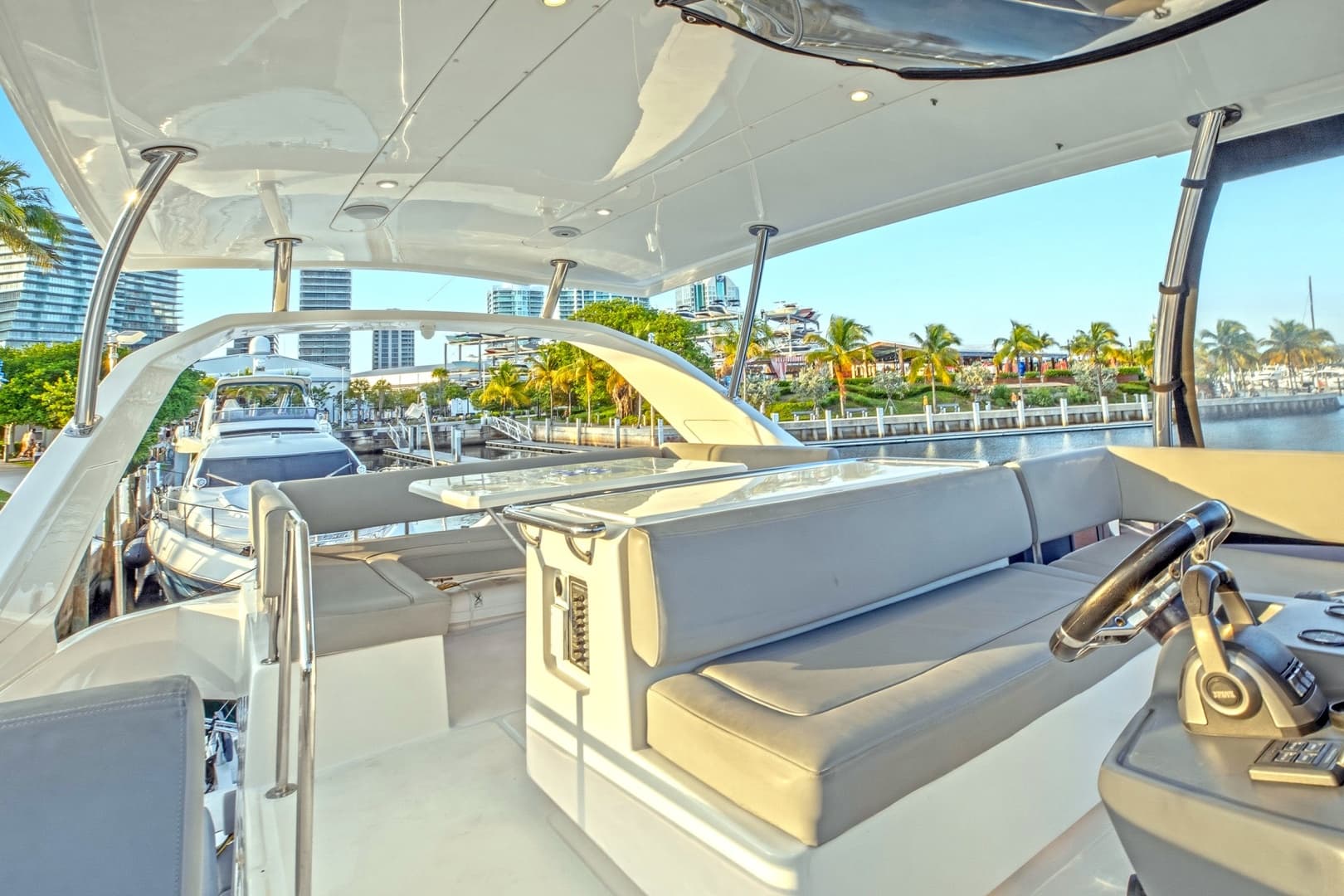2021 Aquila 44 PowerCat
