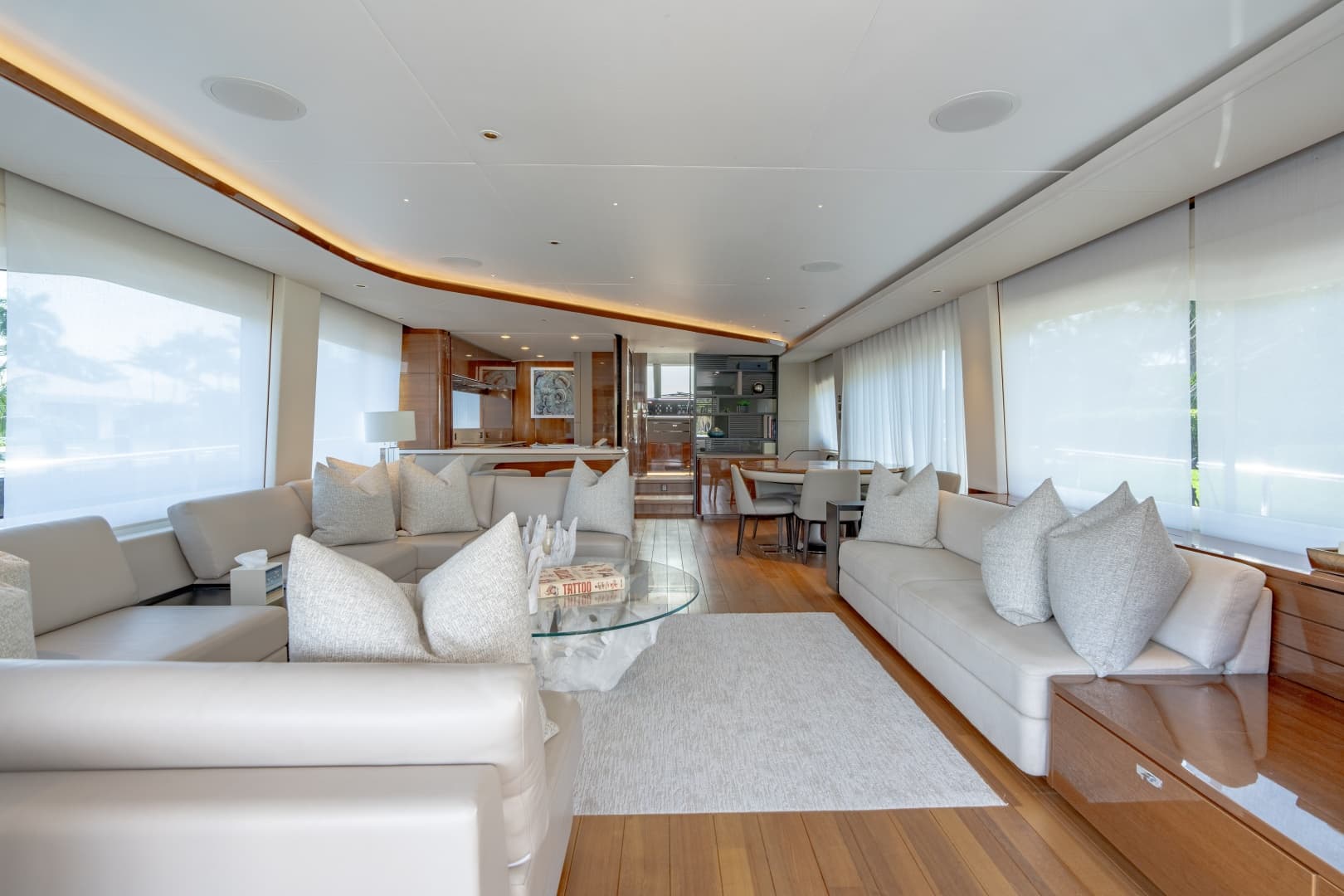 2019 Princess Y85